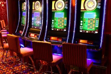 key4d slot payment methods including DANA, OVO, GoPay, ShopeePay, and LinkAja on mobile screen